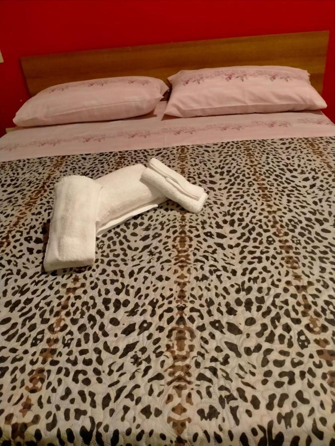 شقة Da Ale - In Centro A San Benedetto سان بنيديتّو ديل ترونتو المظهر الخارجي الصورة